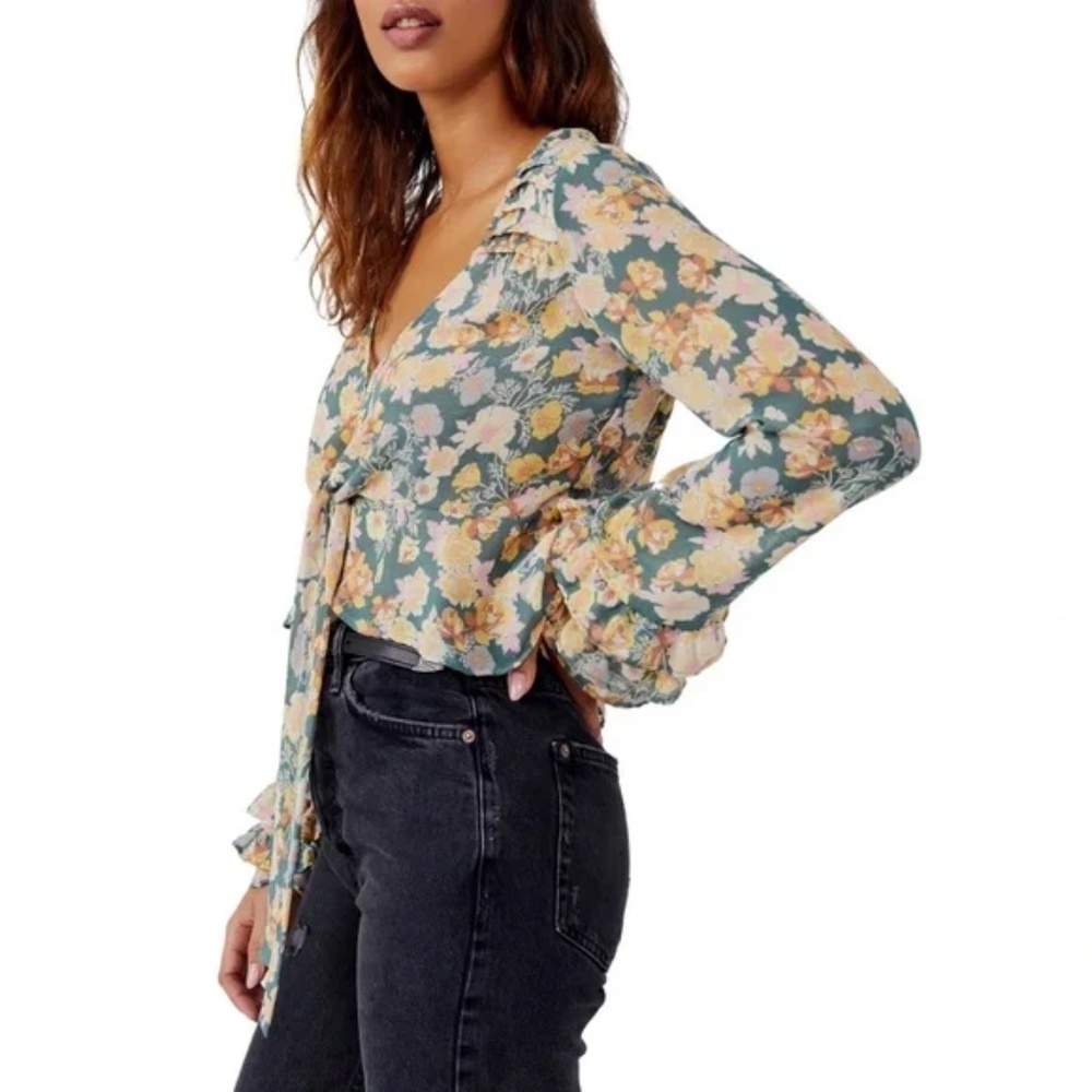 NWT Free People Maybe Blouse - Picture 2 of 7